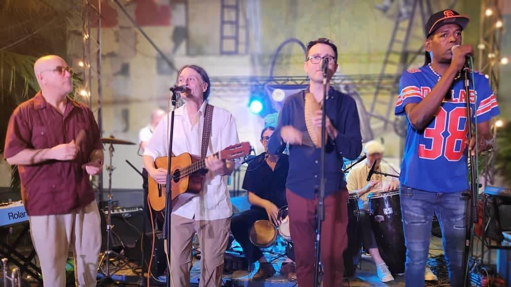 Primo Cubano plays Havana